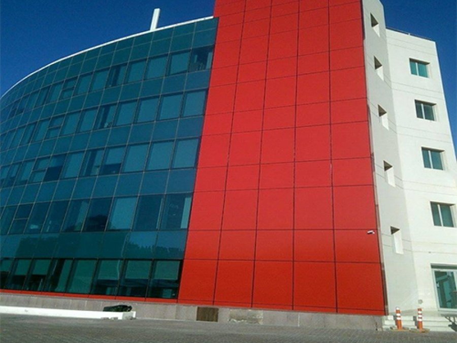 Best professional experts in Construction, Contracting, Design and building engineering services in Dubai, UAE. We provide all kinds of civil works and solutions for steel structuring and cladding works.